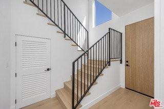 1334 Mohawk St - Photo 3 of 8