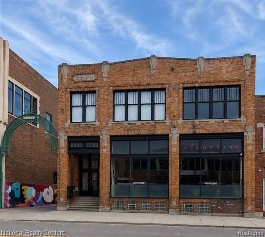 17 W Lawrence St #2D - Photo 2 of 12