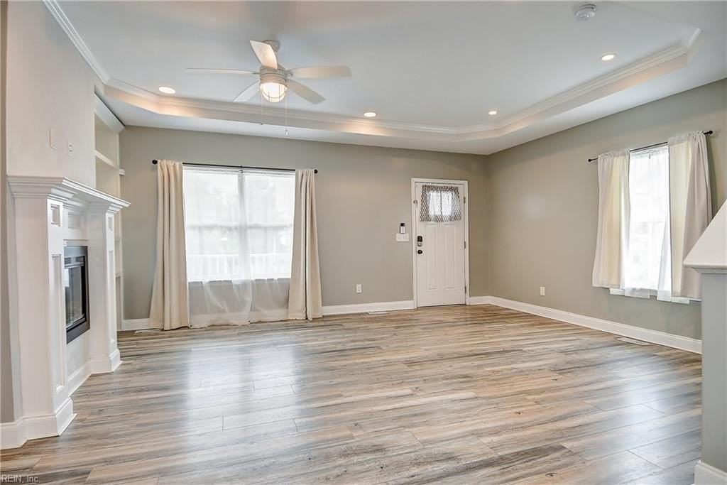 224 Taylor Ave W - Photo 6 of 34