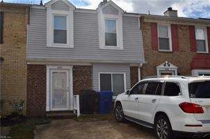 featured image of 4658 Merrimac Ln