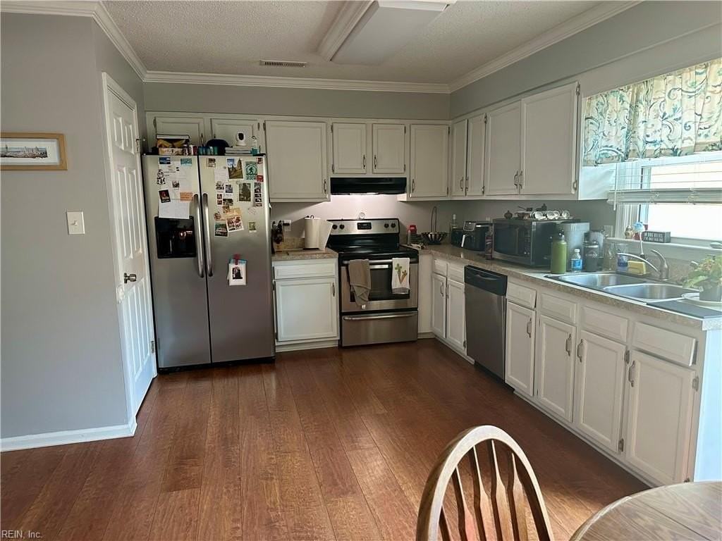 4658 Merrimac Ln - Photo 4 of 9