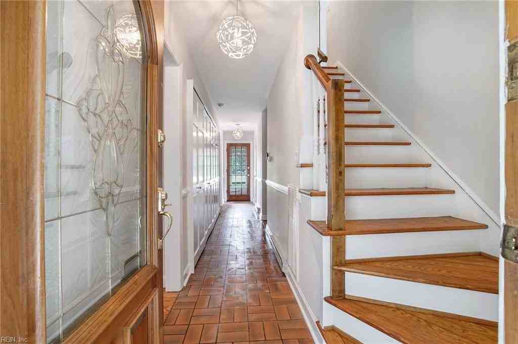 4320 Providence Rd - Photo 4 of 41