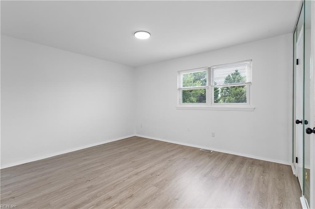 6591 Stoney Pt S - Photo 4 of 8