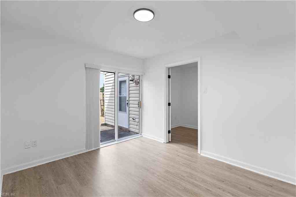 6591 Stoney Pt S - Photo 6 of 8