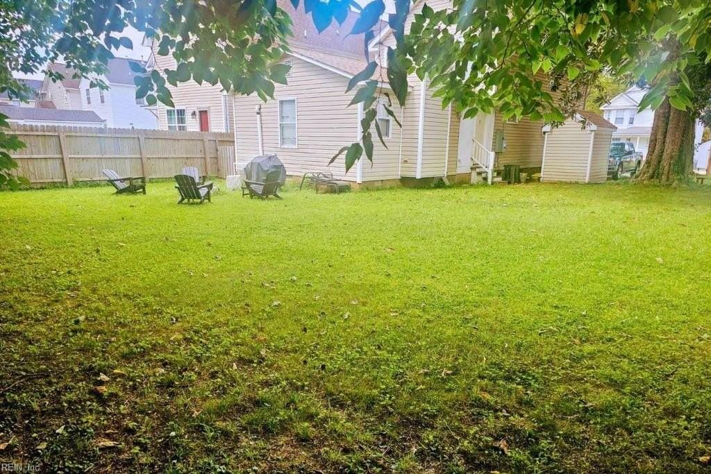 730 Maltby Ave - Photo 2 of 12