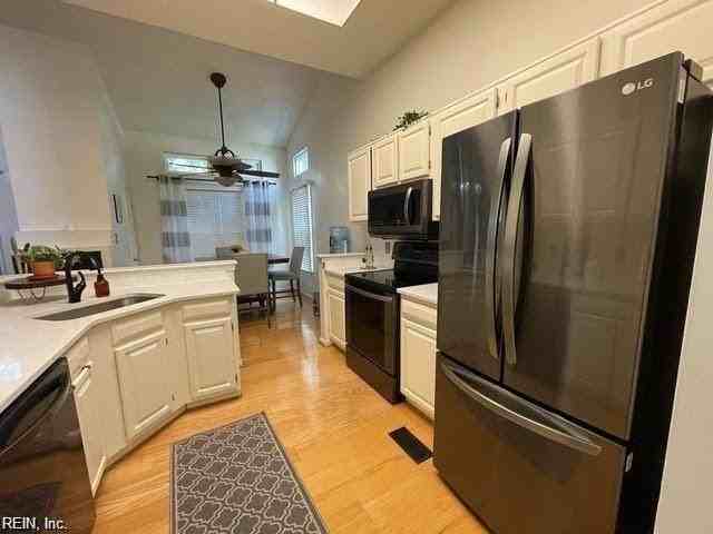 1104 Brandon Ct - Photo 6 of 18