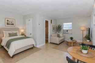 605 N Federal Hwy #8 - Photo 1 of 1