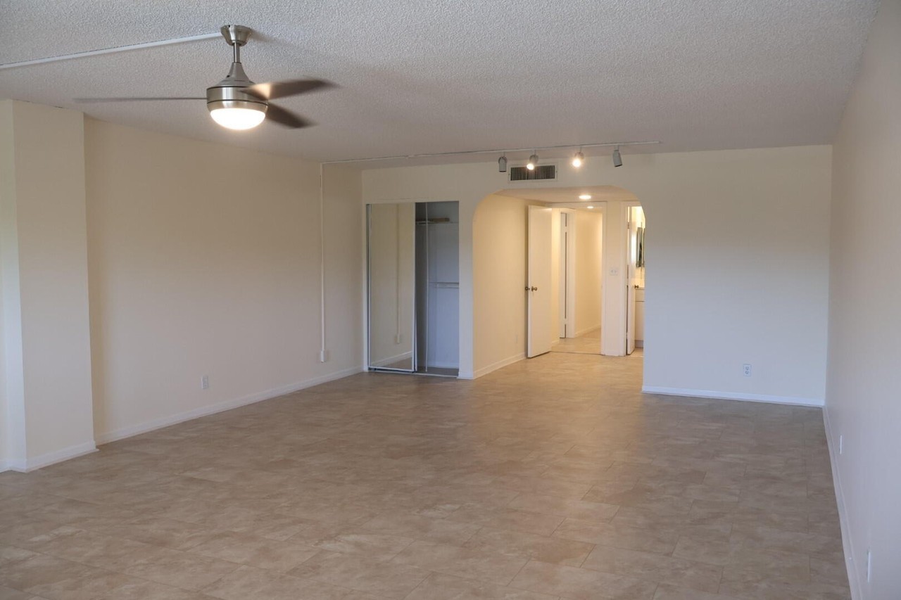 7080 Nova Dr #307B - Photo 7 of 16