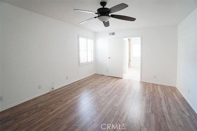 14925 Laurelgrove Cir - Photo 2 of 8