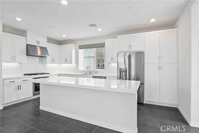 147 Stetson Way - Photo 4 of 8