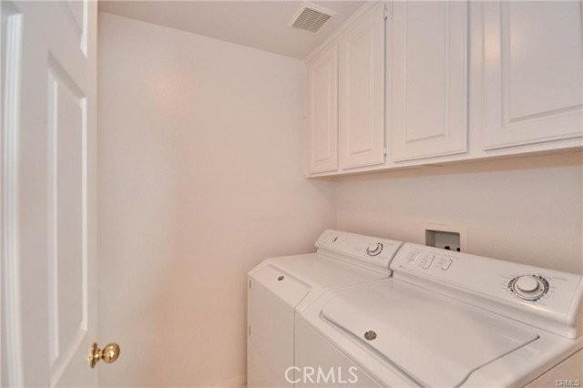 22 Crescent City - Photo 6 of 8