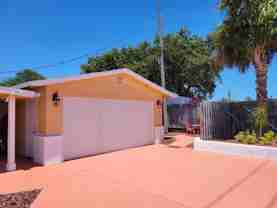 3124 Ne Skyline Dr #B - Photo 1 of 1
