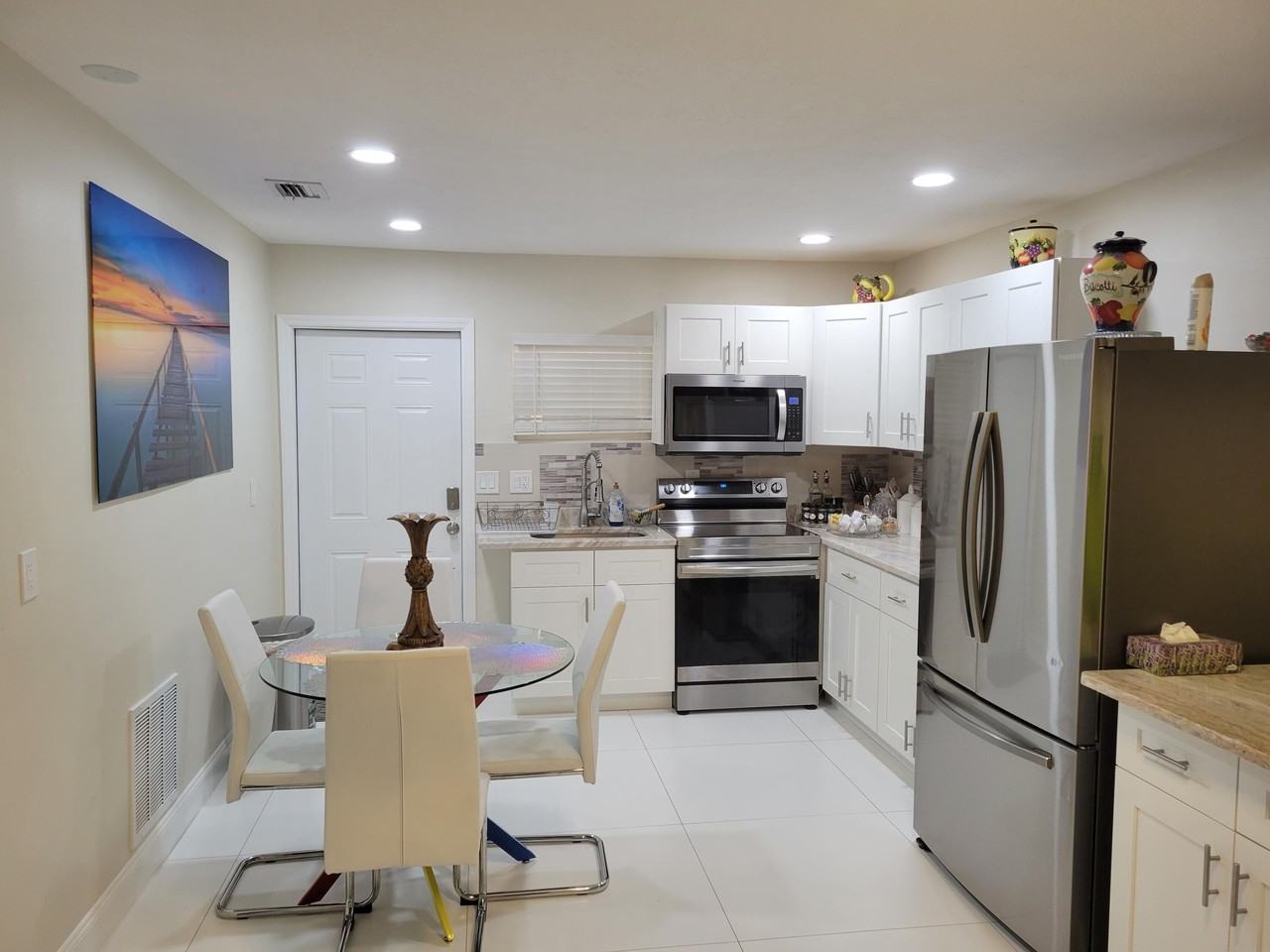 3124 Ne Skyline Dr #B - Photo 4 of 21