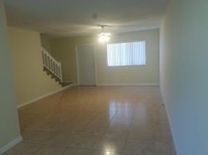 3203 Poolside Dr - Photo 2 of 20