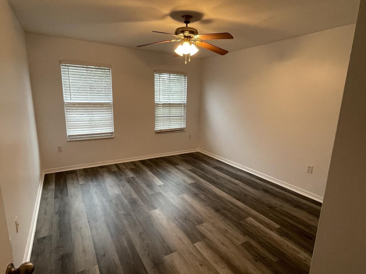 4041 San Marino Blvd #303 - Photo 6 of 14