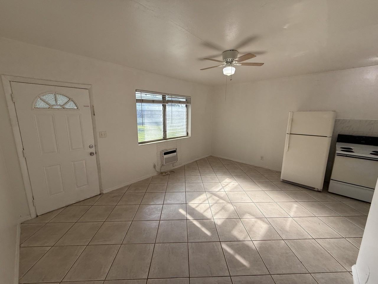 6014 Fillmore St #4E - Photo 7 of 11
