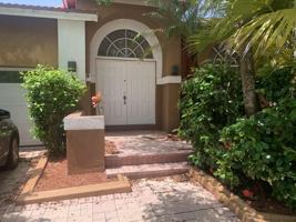 featured image of 11585 N Quayside Dr