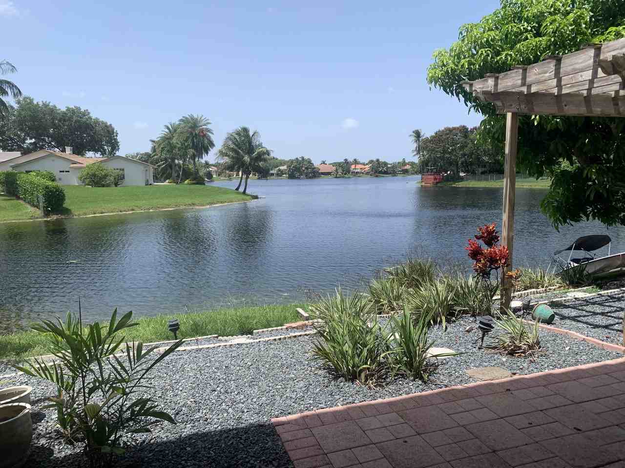 11585 N Quayside Dr - Photo 7 of 8