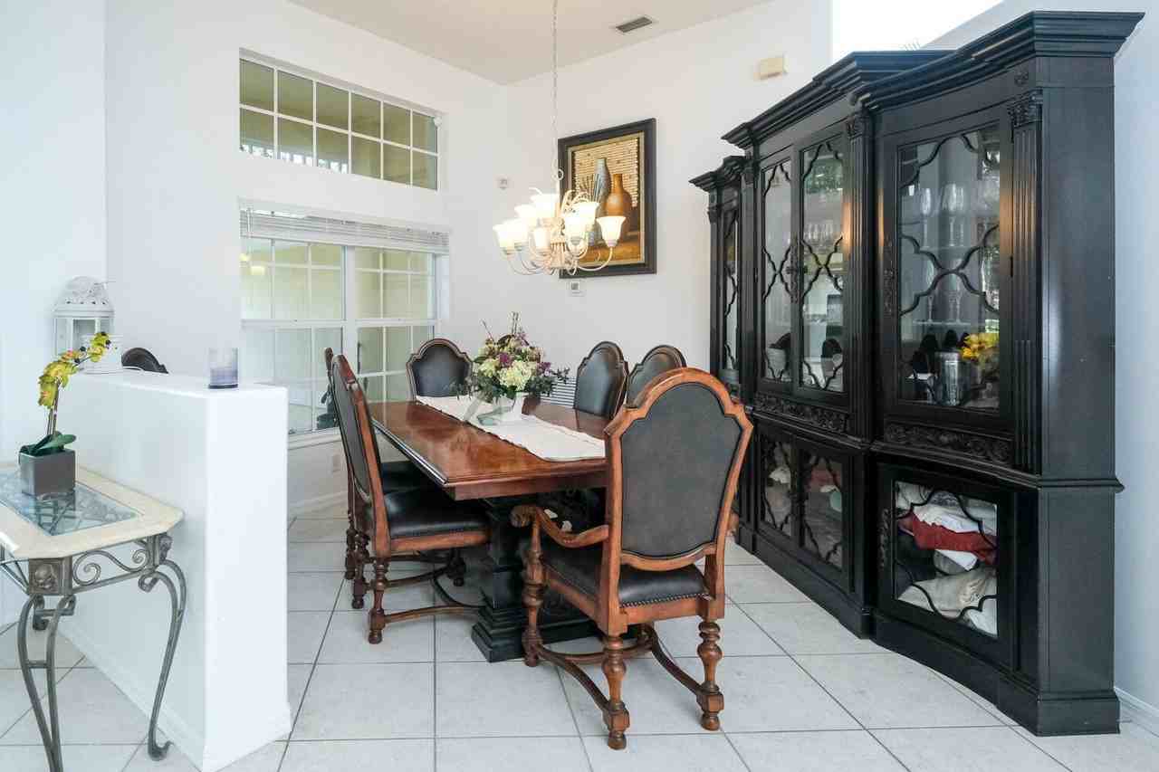 1814 Wisteria St - Photo 7 of 35