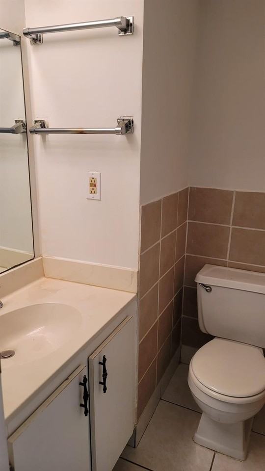 4394 Nw 9th Ave #20-3G - Photo 6 of 17