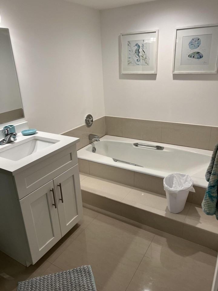 7370 Orangewood Ln #204A - Photo 7 of 27