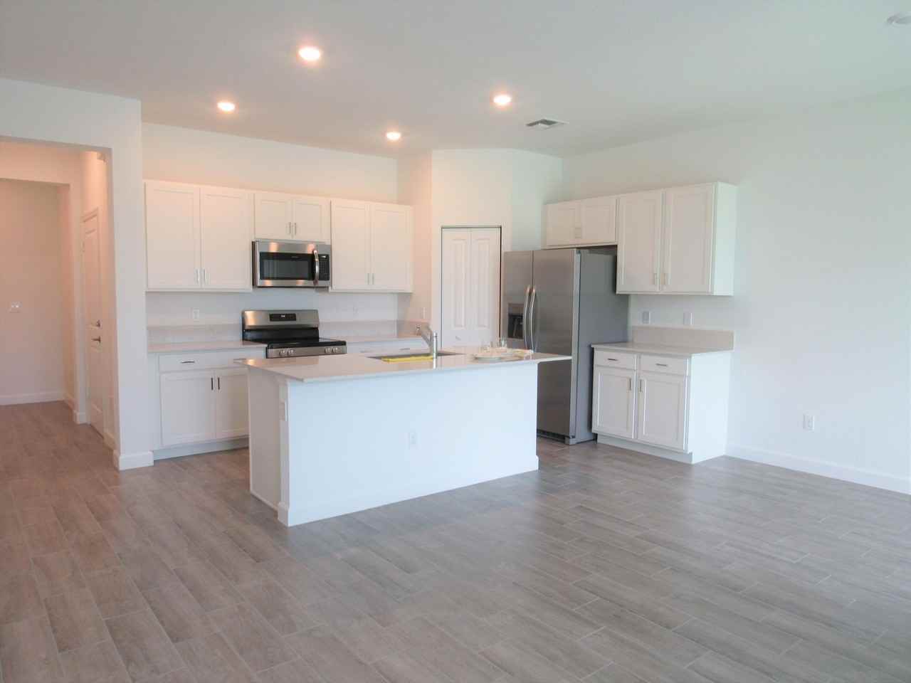 4332 Pond Lily Ln - Photo 3 of 37