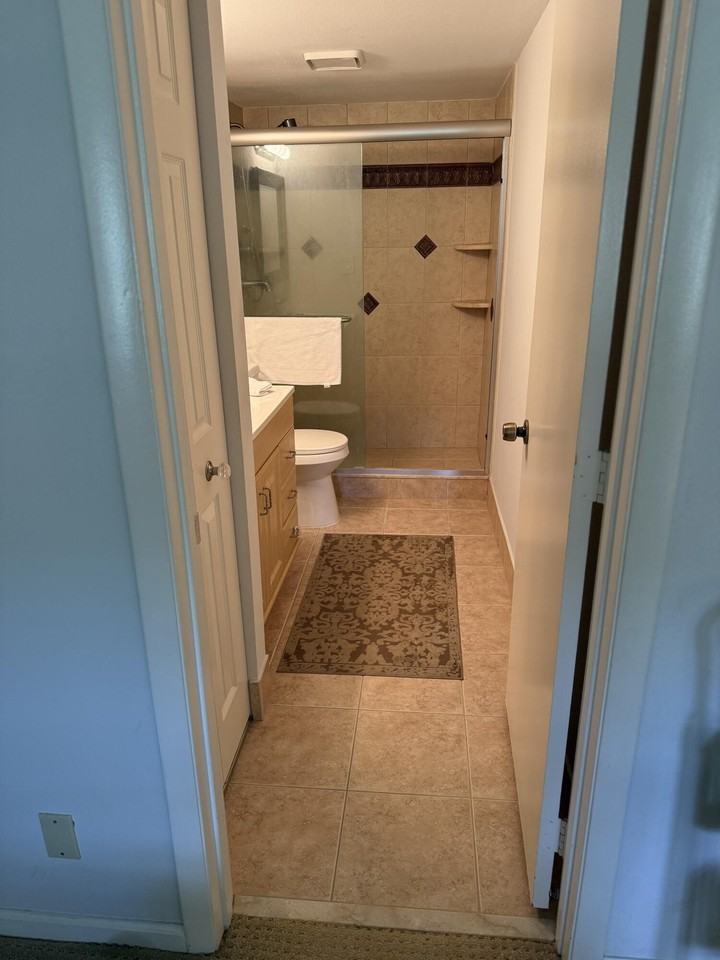 4272 Nw 89th Ave #103 - Photo 6 of 20