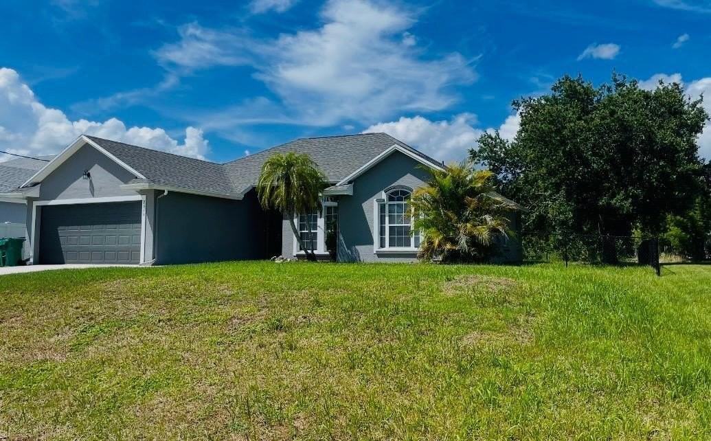 2619 Sw Fair Isle Rd - Photo 2 of 37