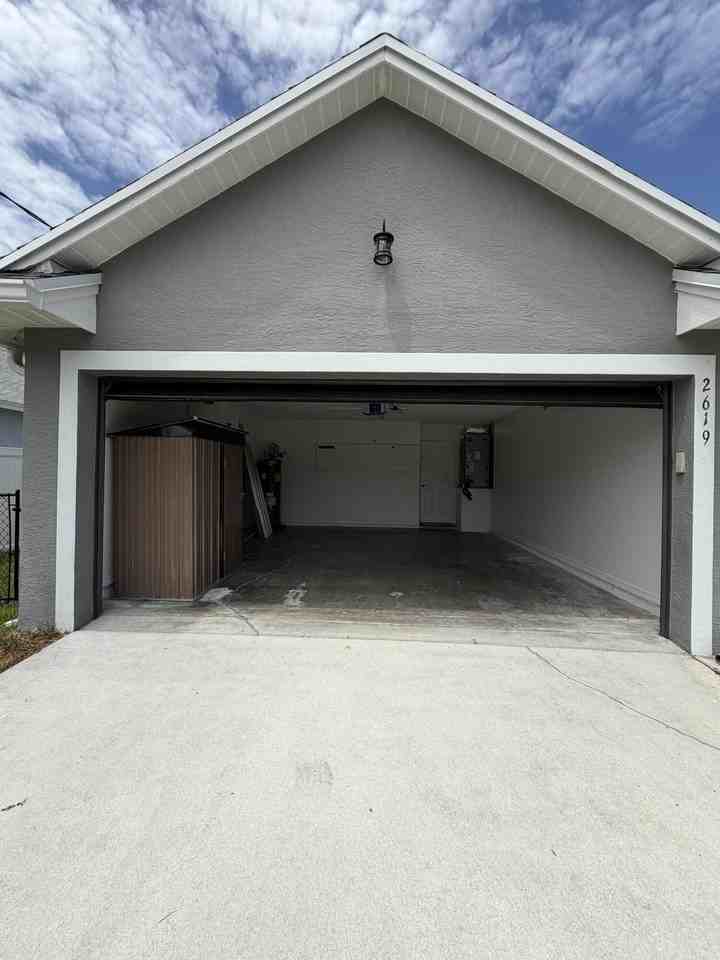 2619 Sw Fair Isle Rd - Photo 3 of 37