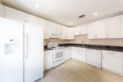1343 Hampton Blvd - Photo 1 of 1
