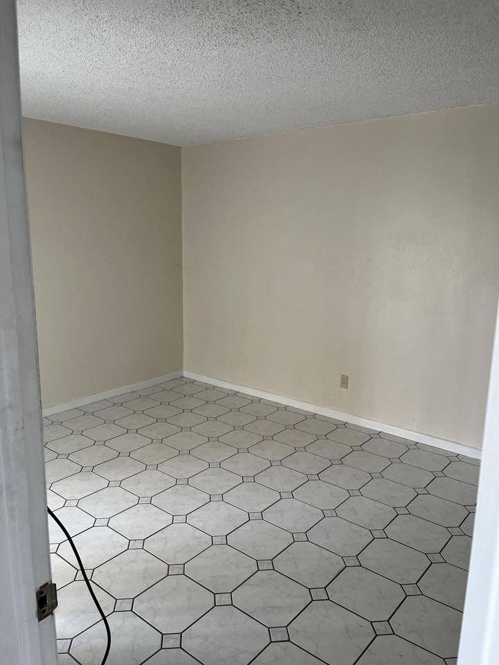 3396 Foxcroft Rd #309 - Photo 6 of 12