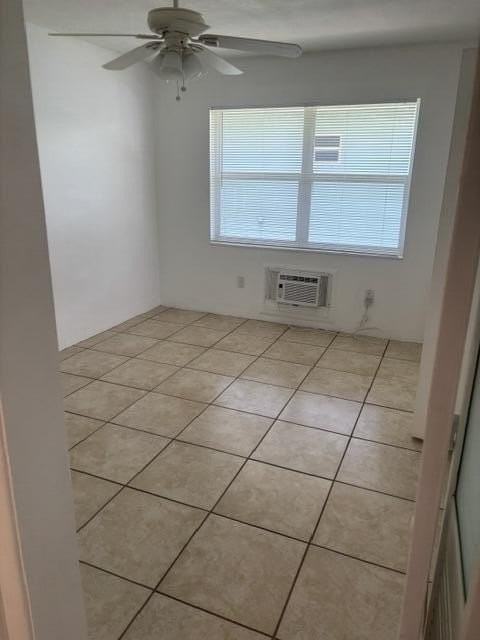 400 Northlake Ct #204 - Photo 7 of 18