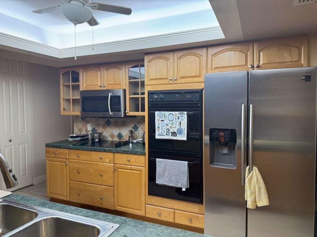 1726 Nw 82nd Ave - Photo 3 of 11