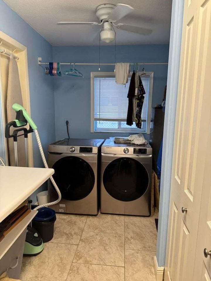1726 Nw 82nd Ave - Photo 4 of 11