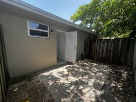 2000 Ne 17th St #2 - Photo 1 of 1