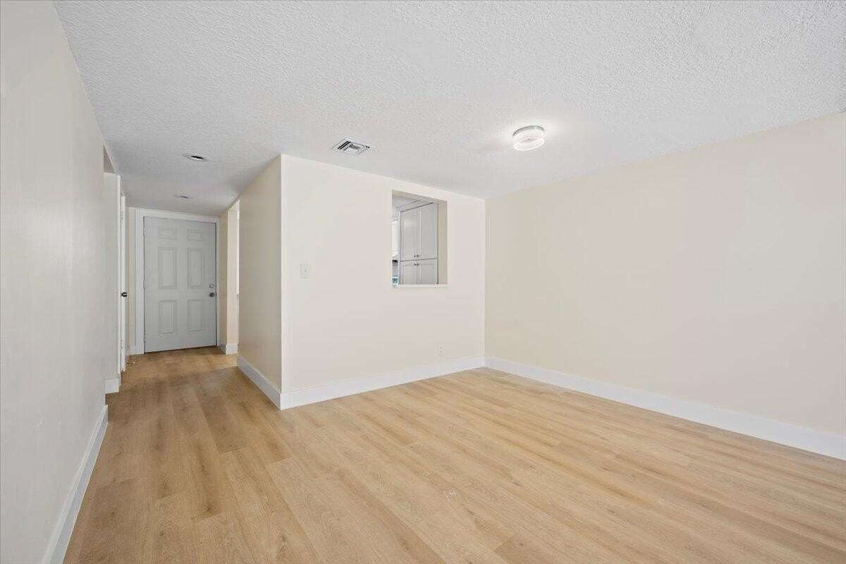 3666 Pinehurst Dr #C - Photo 5 of 29