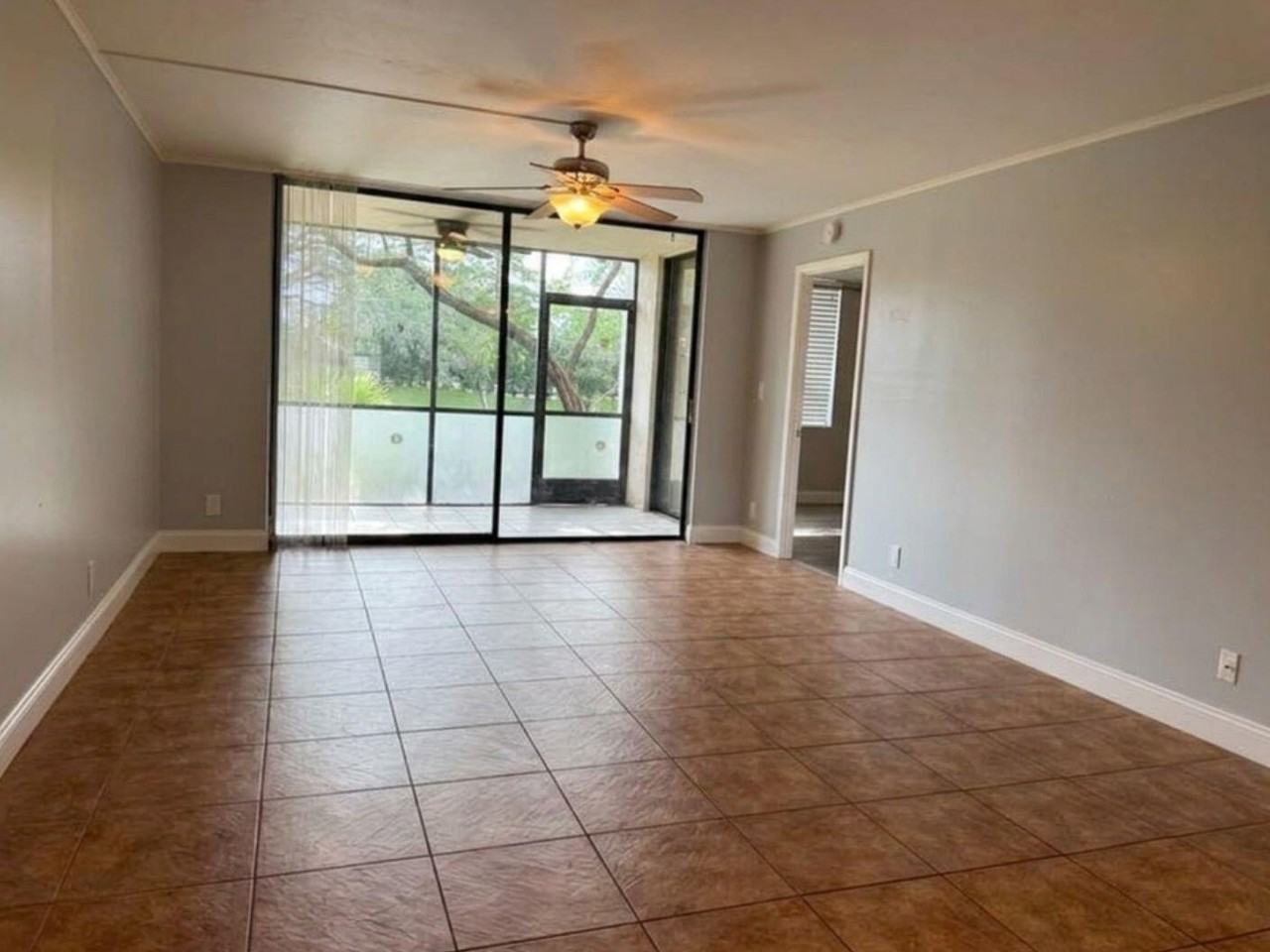 7340 Nw 1st St #103 - Photo 4 of 12