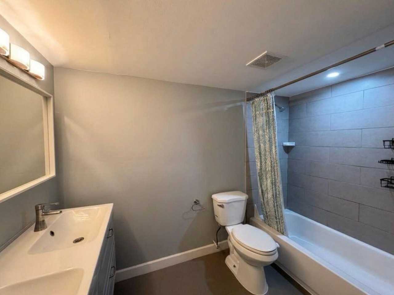 7340 Nw 1st St #103 - Photo 7 of 12