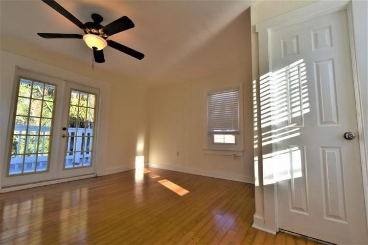 918 S M St - Photo 3 of 13