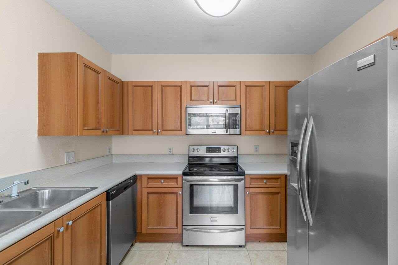 809 Talia Cir #809 - Photo 6 of 18