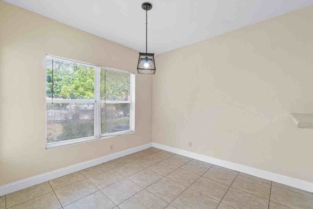 809 Talia Cir #809 - Photo 7 of 18