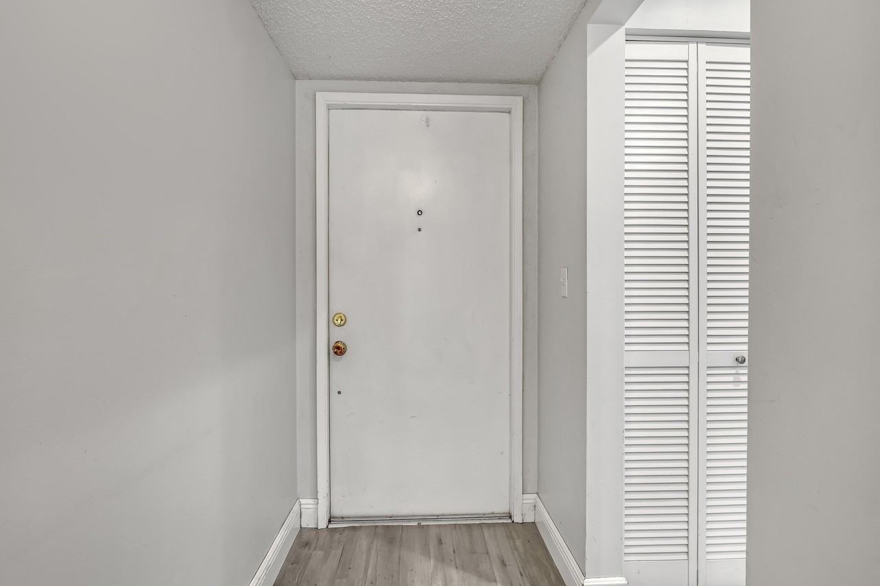 4575 Lucerne Lakes Blvd #103 - Photo 5 of 26