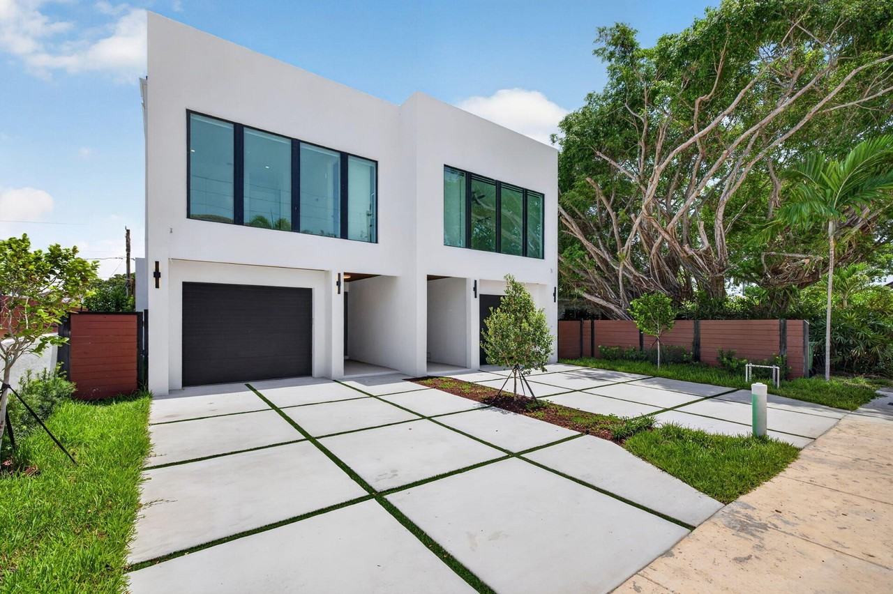 704 Sw 9th St