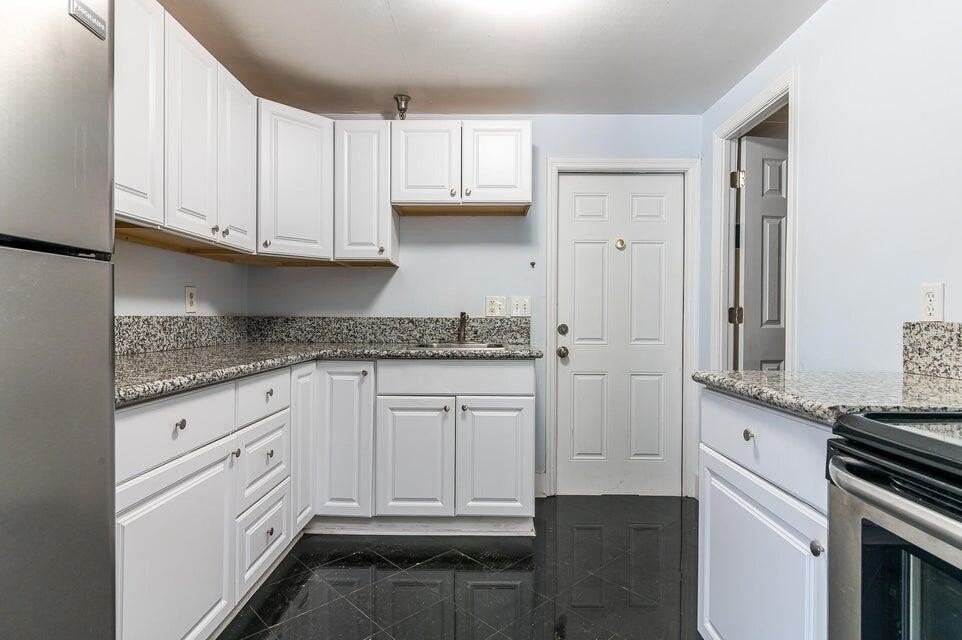 120 Ne 1st Ave #5 - Photo 6 of 10