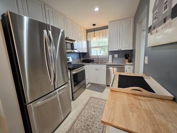 650 Snug Harbor Dr #G401 - Photo 5 of 38
