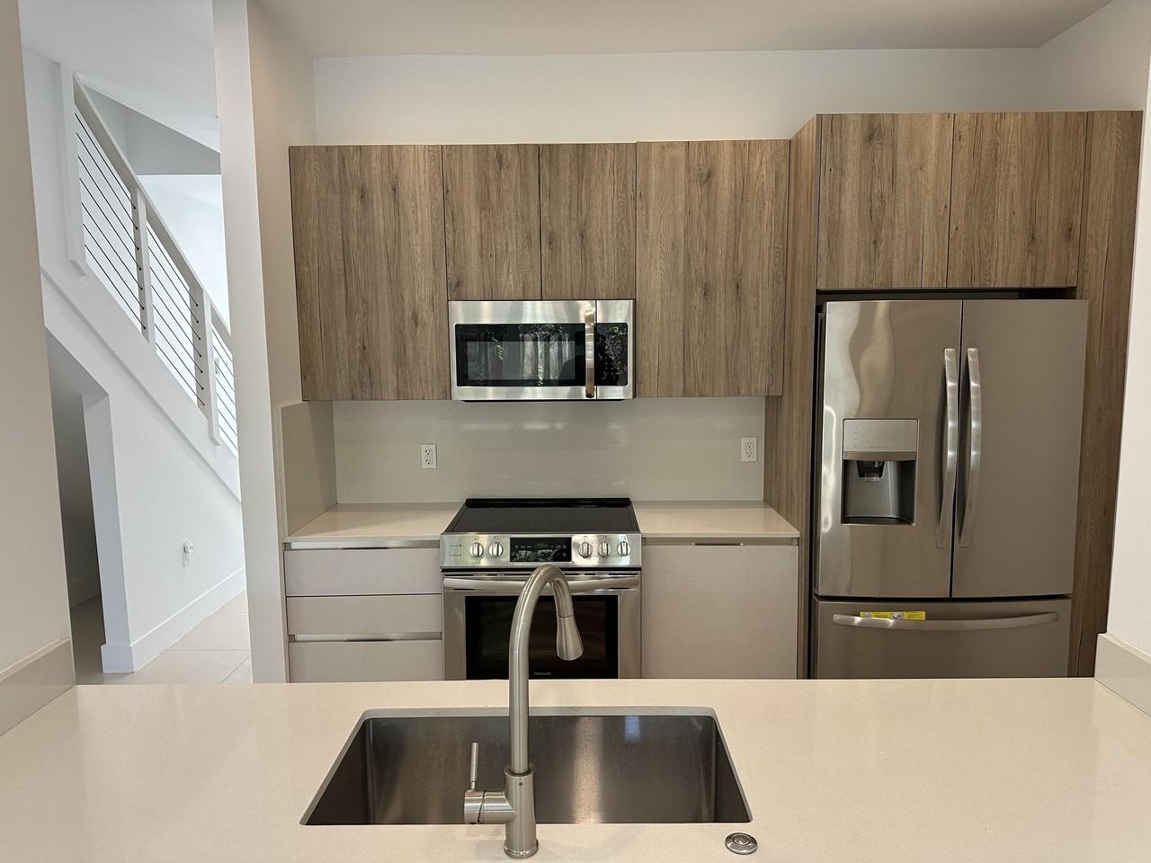 815 Ne 17th Ave #3 - Photo 5 of 27