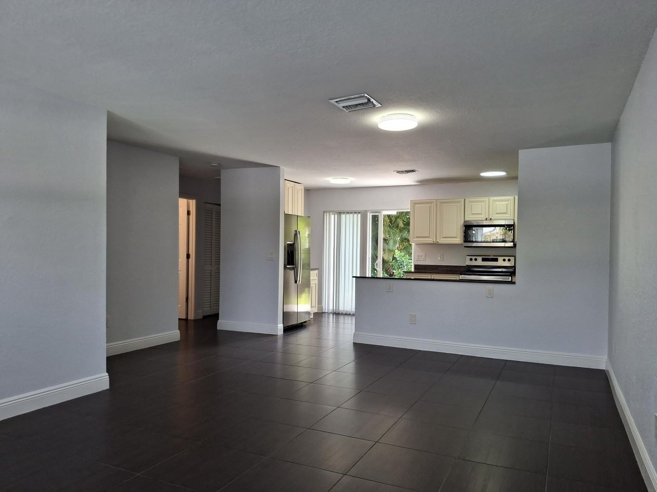 3731 Nw 110th Ave #AB - Photo 3 of 20