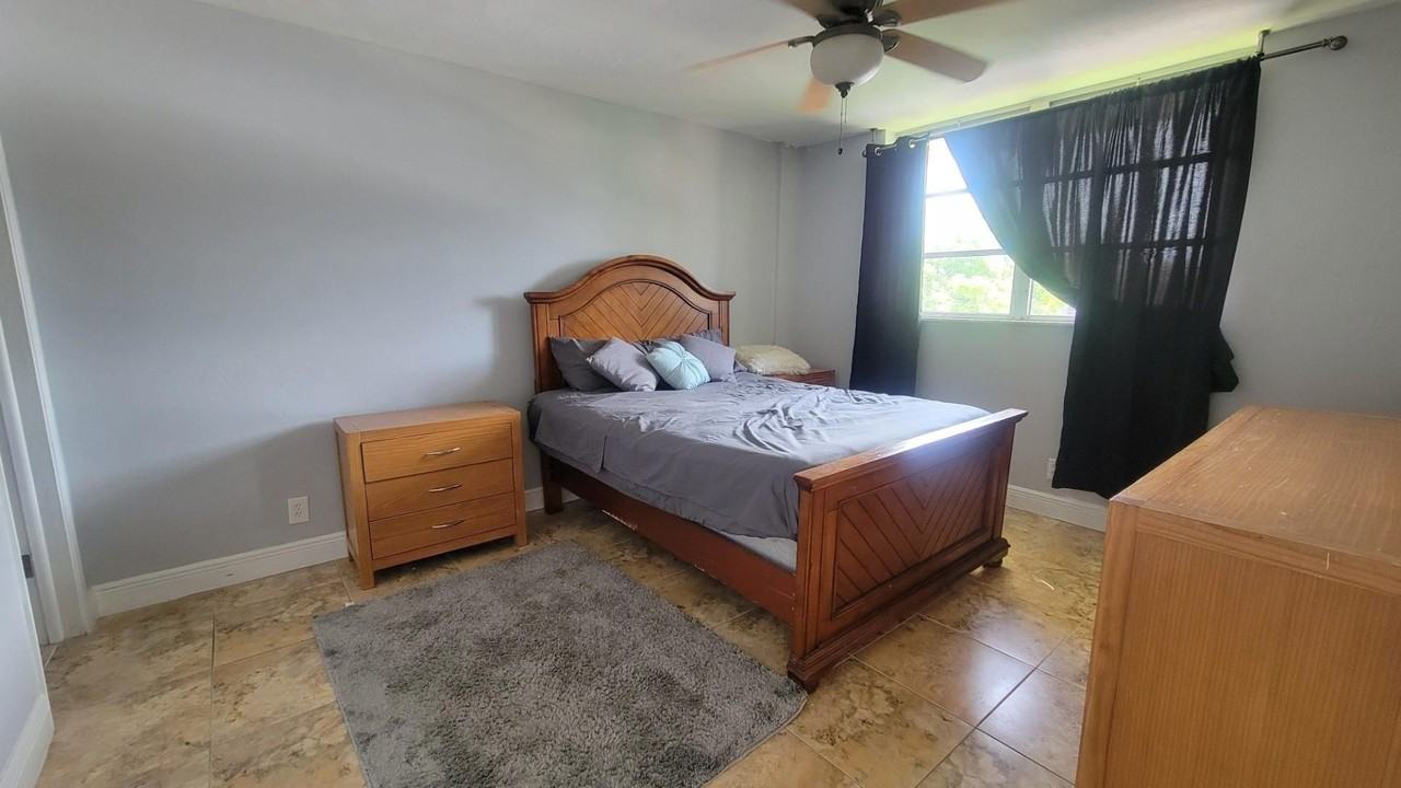 4500 N Federal Hwy #358G - Photo 6 of 12