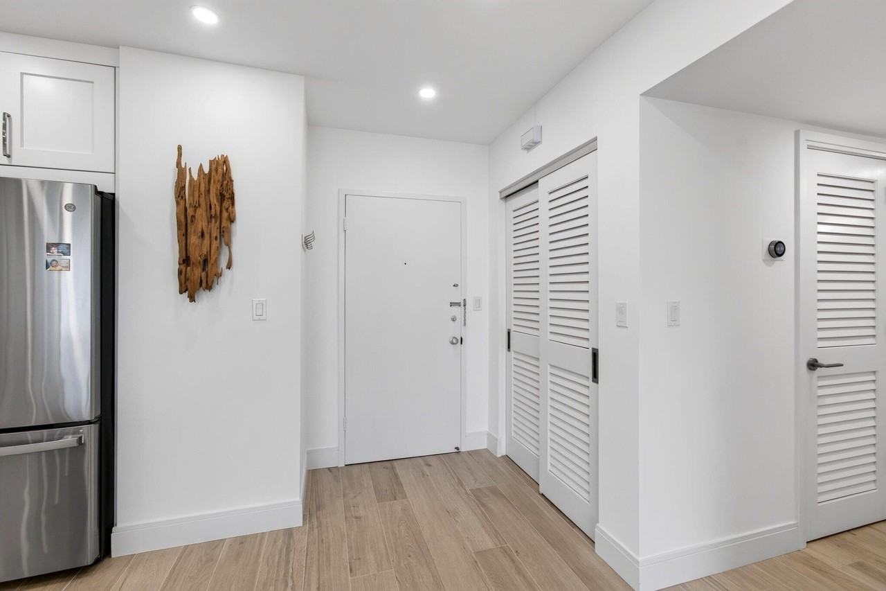 120 N Ocean Blvd #203 - Photo 4 of 50