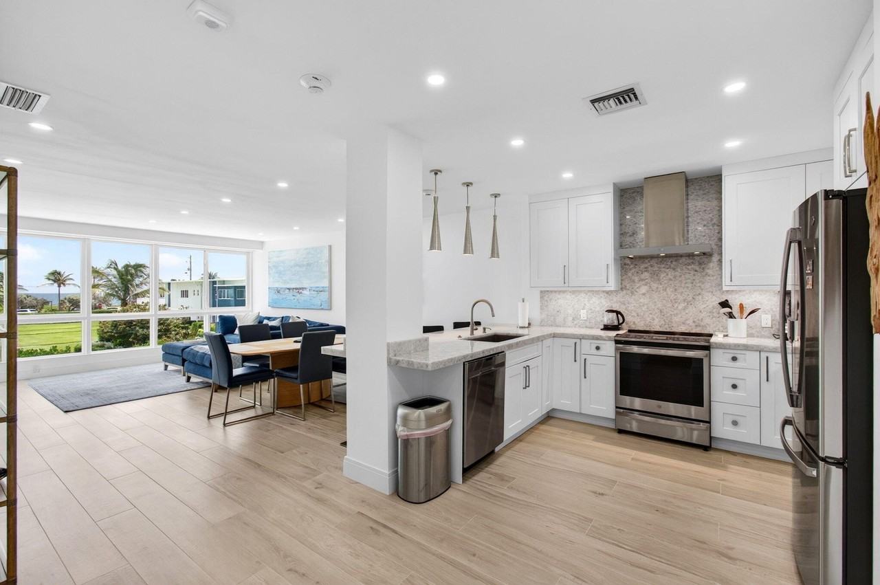 120 N Ocean Blvd #203 - Photo 7 of 50